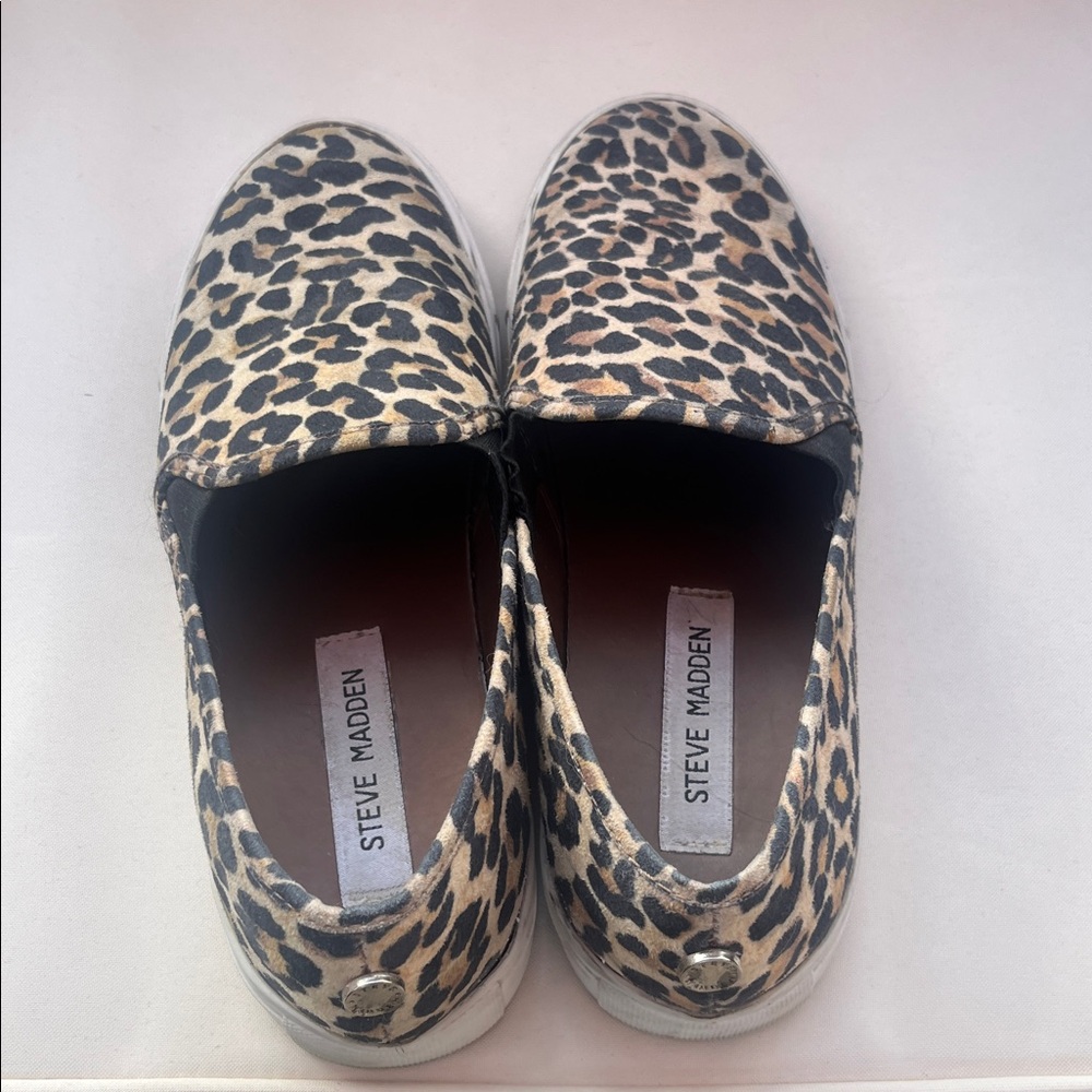 Steve Madden Animal Print Slip-On Shoes - Picture 3 of 7